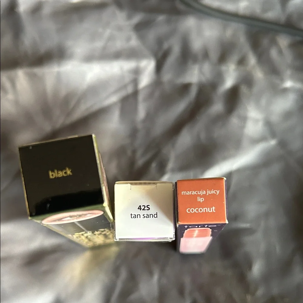 Tarte 3 Piece Kit Maneater Black Mascara,Tan Sand Concealer & Maracuja Juicy Lip - Picture 14 of 16